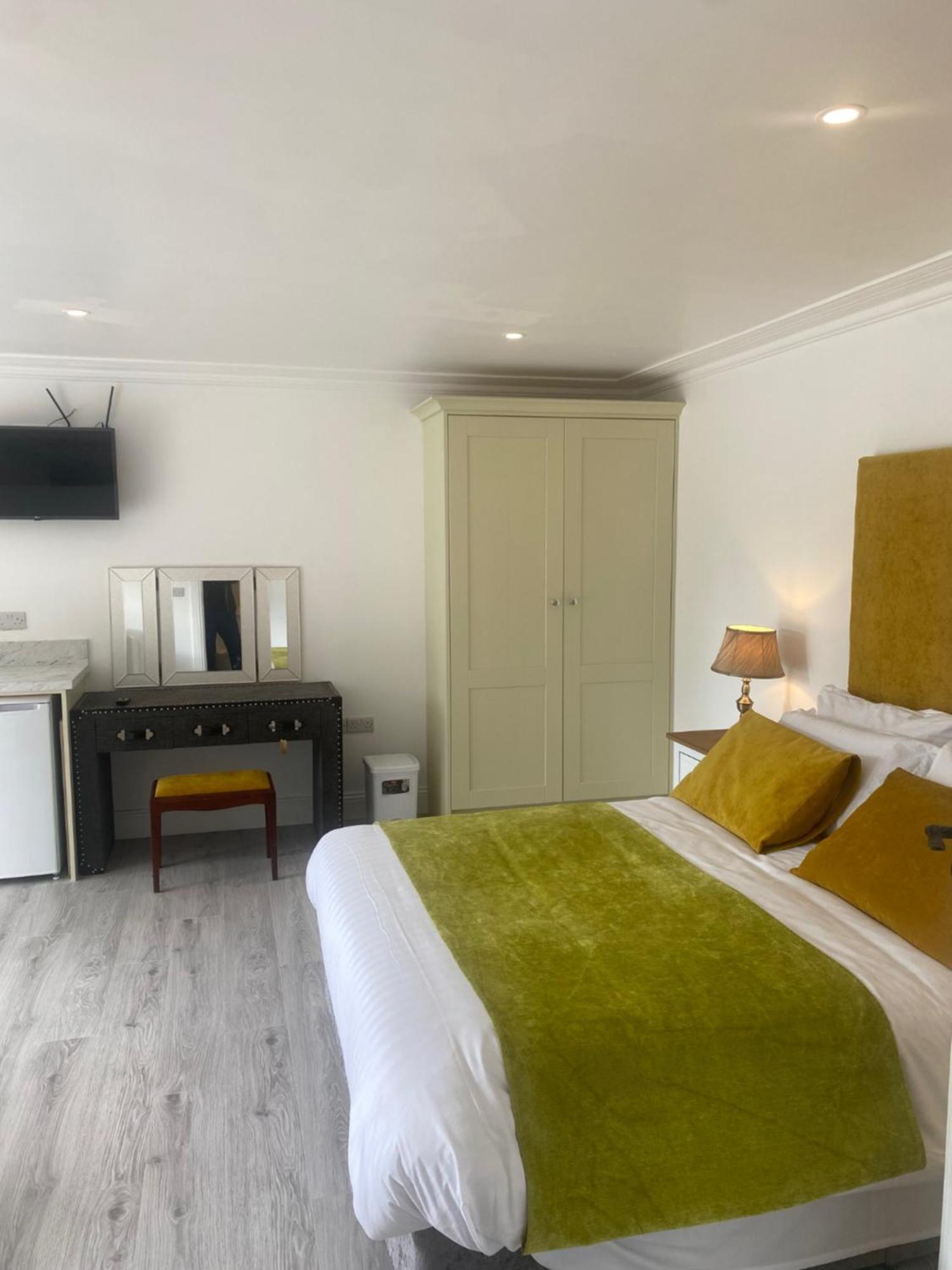 St Columbs House Bed & Breakfast บันครานา ภายนอก รูปภาพ
