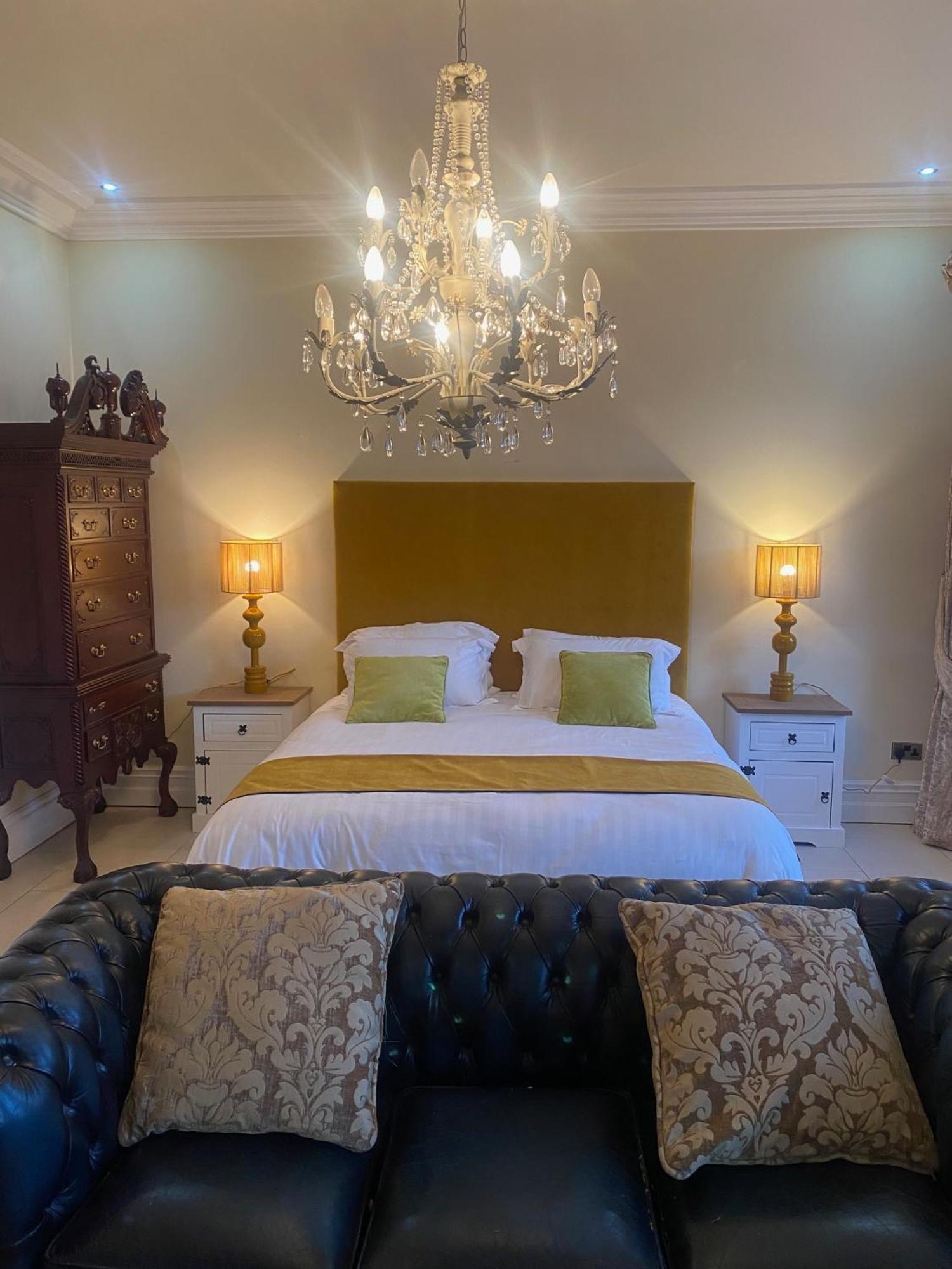 St Columbs House Bed & Breakfast บันครานา ภายนอก รูปภาพ
