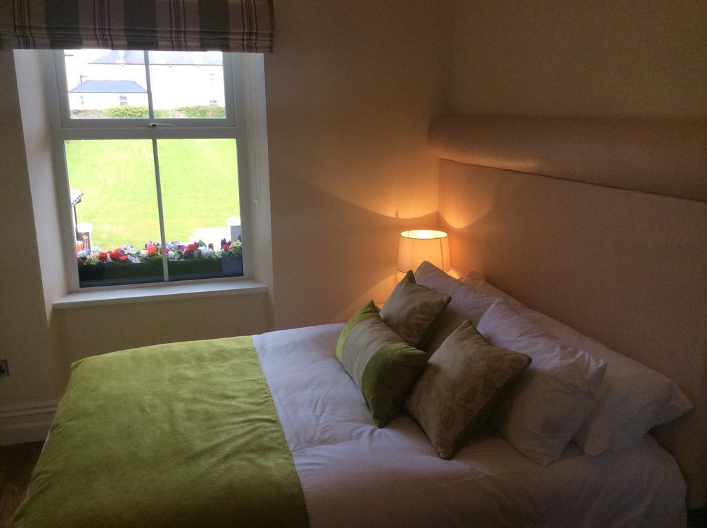 St Columbs House Bed & Breakfast บันครานา ภายนอก รูปภาพ