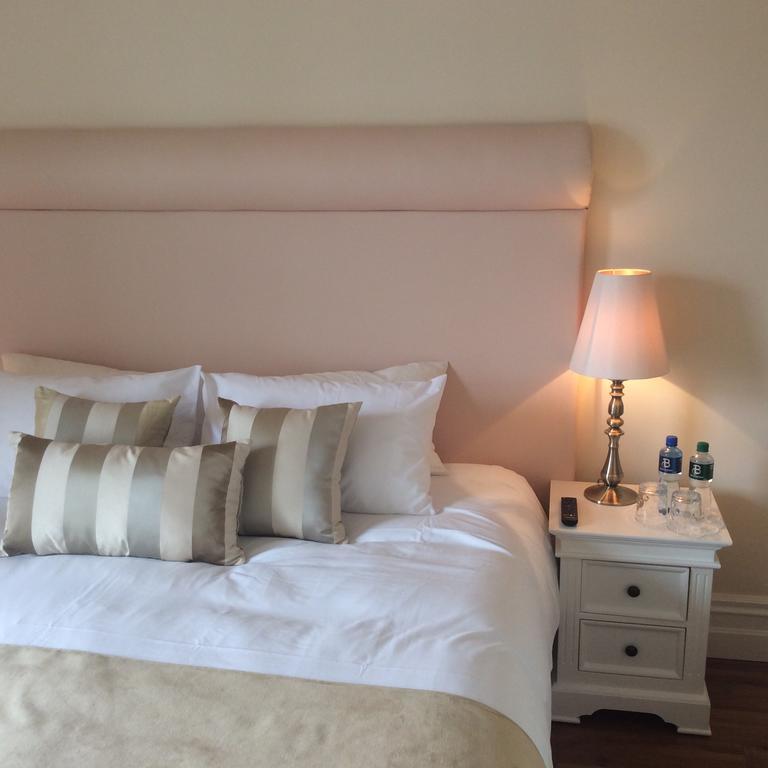 St Columbs House Bed & Breakfast บันครานา ภายนอก รูปภาพ