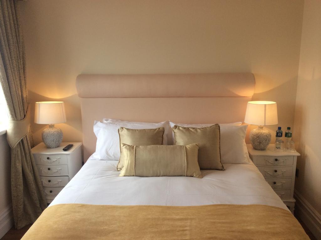 St Columbs House Bed & Breakfast บันครานา ภายนอก รูปภาพ