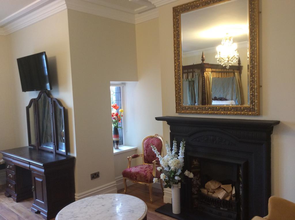 St Columbs House Bed & Breakfast บันครานา ภายนอก รูปภาพ