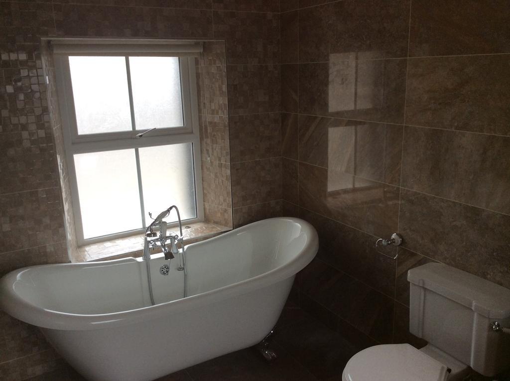 St Columbs House Bed & Breakfast บันครานา ภายนอก รูปภาพ